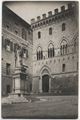 Siena, piazza Salimbeni