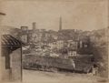 Siena, veduta di  via Fontebranda