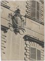 Siena, stemma del palazzo Chigi alla Postierla