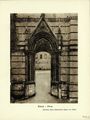 Siena, porta laterale del duomo Nuovo