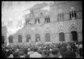 Siena, manifestazione di Contrade in piazza