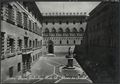 Siena, piazza Salimbeni