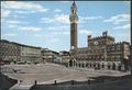 Siena, veduta di palazzo Pubblico e di piazza del Campo