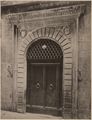 Siena, ingresso di palazzo Costantini