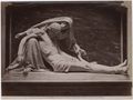 Giovanni Duprè, scultura in marmo della 'Pietà', cimitero della Misericordia a Siena