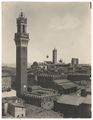 Siena, veduta della torre del Mangia