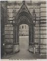 Siena, porta laterale del duomo Nuovo