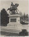 Siena, giardini della Lizza, monumento a Garibaldi