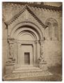 San Quirico d'Orcia, particolare del portale della collegiata di San Quirico e Santa Giulitta
