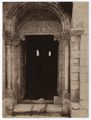 Castelnuovo dell'Abate, portale dell'abbazia di sant'Antimo